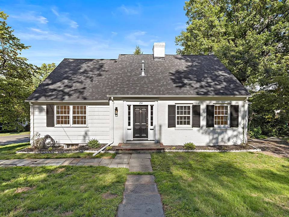 154 N Franklin Tpke
