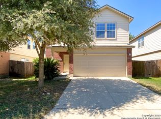 11111 Dewberry Fld, Helotes, TX 78023