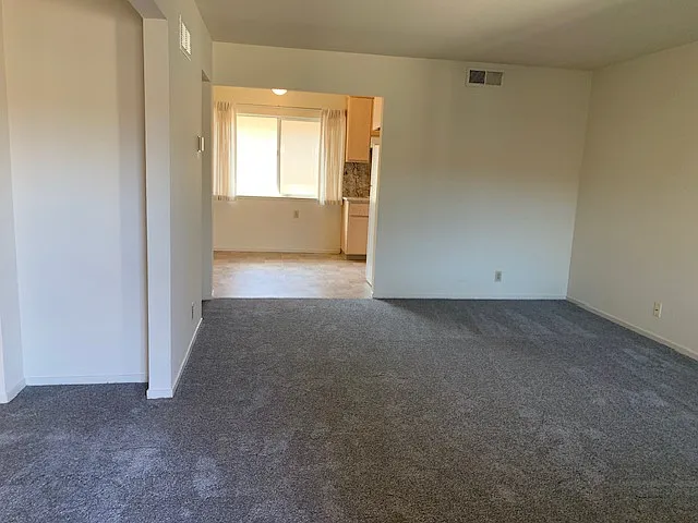 2 bed, 850 sqft, $2,390 — Photo 3