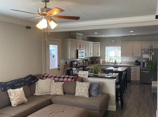 321 Tahoe Ave, Roseville, CA 95678