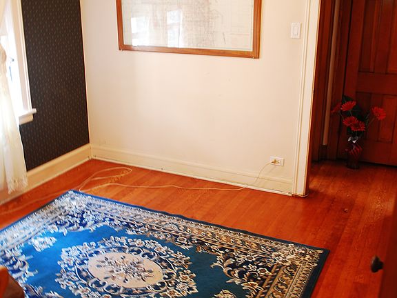3rd image of 4829 N Keeler Ave