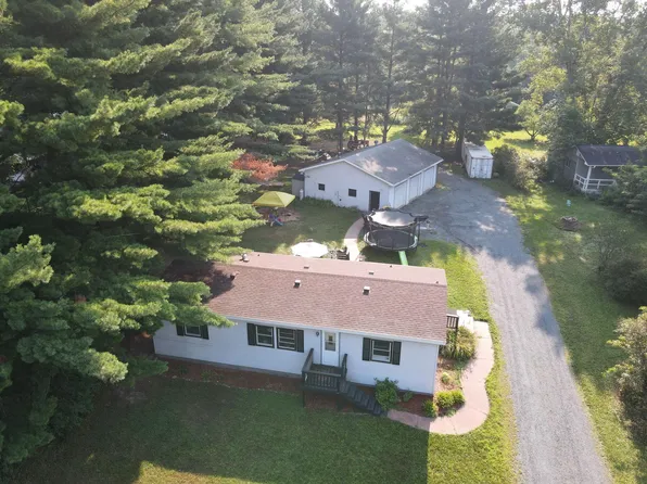 798 Horse Lake Ln, Dresser, WI 54009