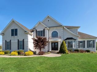 9 Halls Mill Rd, Asbury, NJ 08802