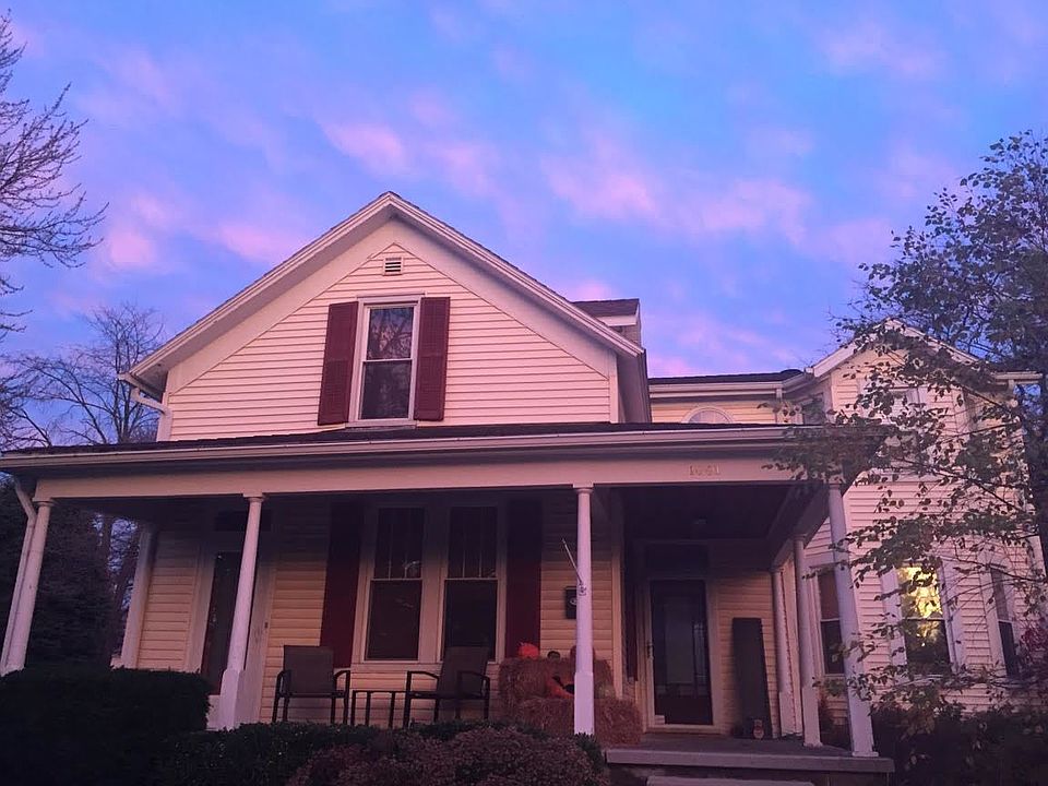 1st image of 1001 S 11th St