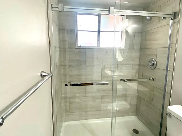 1373 W 7th Ave #H — Photo 16