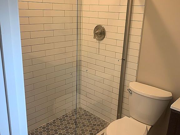 4th image of 8815 Flagstone Dr