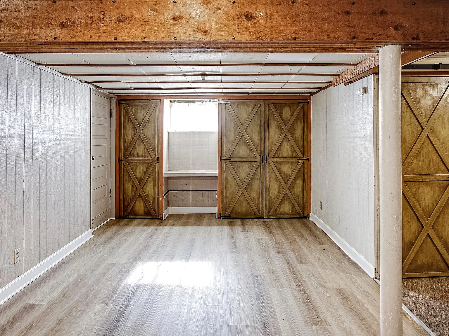 4 bed, 1400 sqft, $1,690 — Photo 3