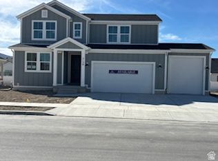 2158 E Granite Ln, Eagle Mountain, UT 84005