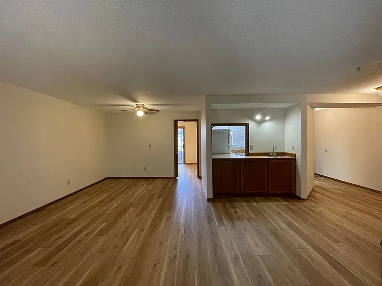 12128 SE 104th Ct — Photo 12
