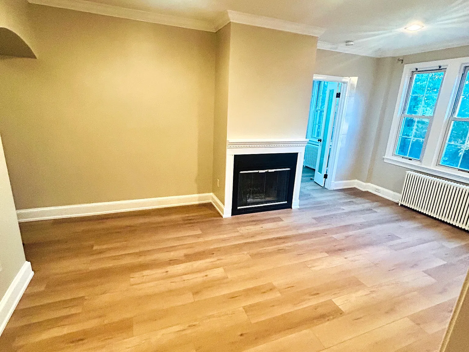 2 bed, 750 sqft, $2,550 — Photo 4