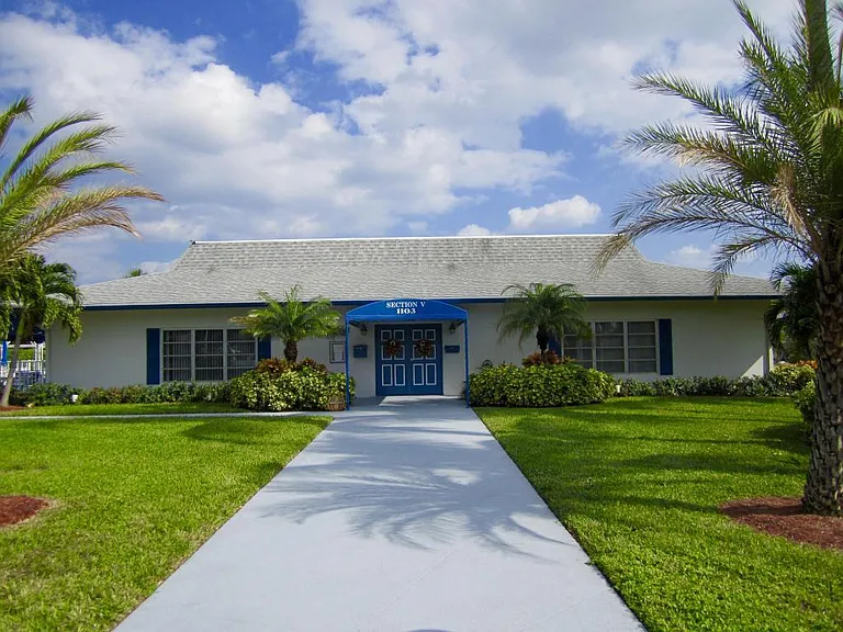 1152 Circle Dr #D — Photo 39