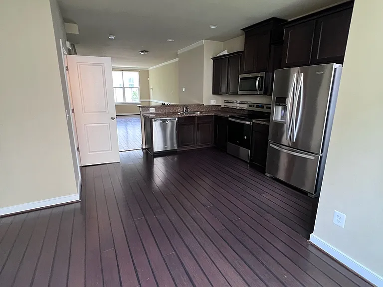 109 Saginaw Dr — Photo 15