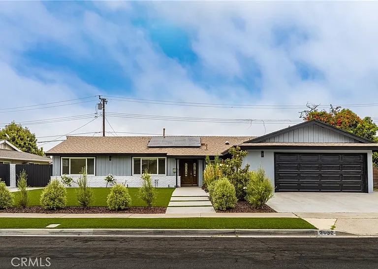 2932 Pemba Dr — Photo 1