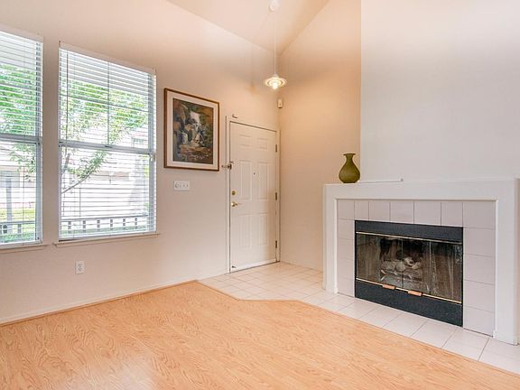 2nd image of 6016 Evanstone Pl