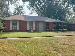 2317 Cedarcrest Ave, Baton Rouge, LA 70816
