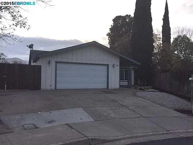3110 Adams Ct photo 1