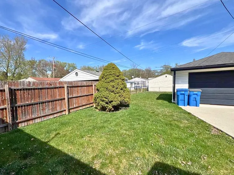 5371 Culver St — Photo 14