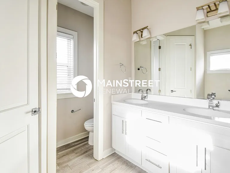 Main Bathroom
