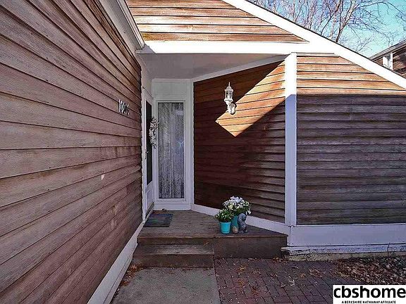 3rd image of 10815 Franklin St