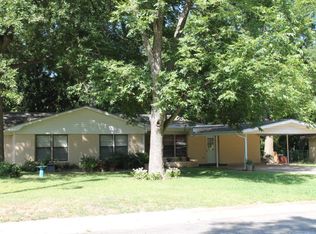 123 Joe Prince Dr, Athens, TX 75751