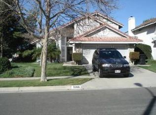 1066 Sugarberry Ln, Corona, CA 92882