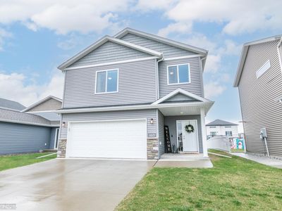2706 Divide St W, West Fargo, ND, 58078