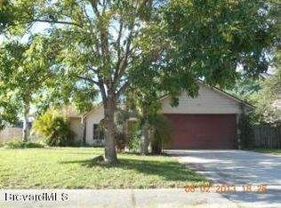 898 Wandering Pine Trl, Rockledge, FL 32955