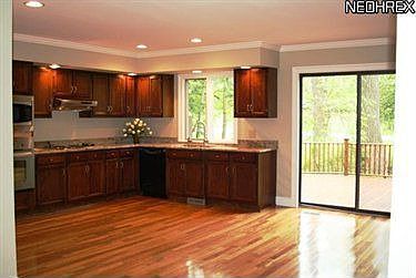 3rd image of 610-10 Russet Woods Ct