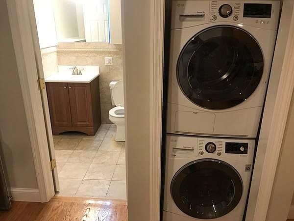 2nd image of 11 Wiget St #1A