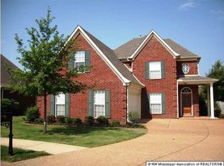 1287 Cross Creek Dr E, Hernando, MS 38632