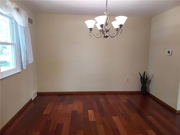 4th image of 601 Westland Dr