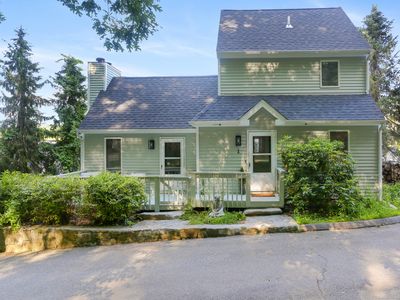 21 Hubbard Road APT 1, Wilton, CT, 06897