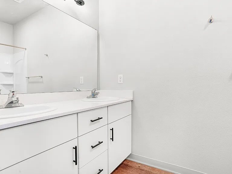 The Vicara Apartments & Townhomes — Photo 92