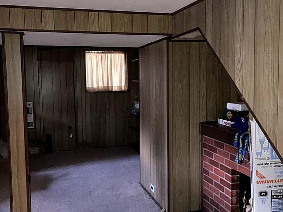 2nd image of 6243 Gilston Park Rd