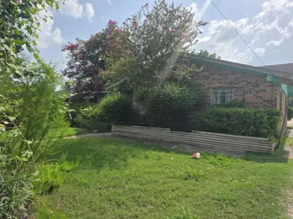 9307 Irby St, Houston, TX 77088