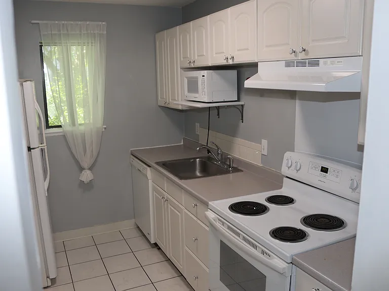 10 Village Brook Ln — Photo 77