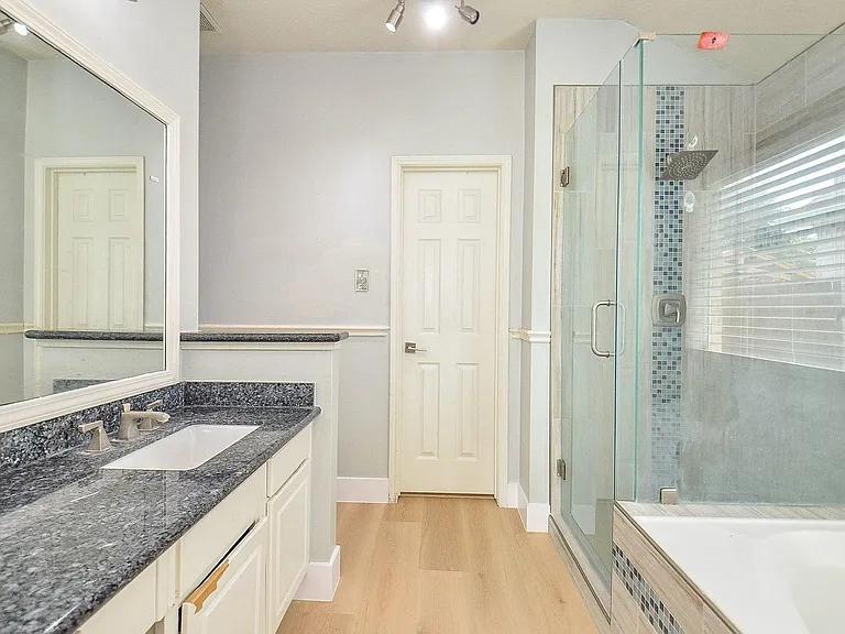 16307 Scotch Hollow Ln — Photo 18