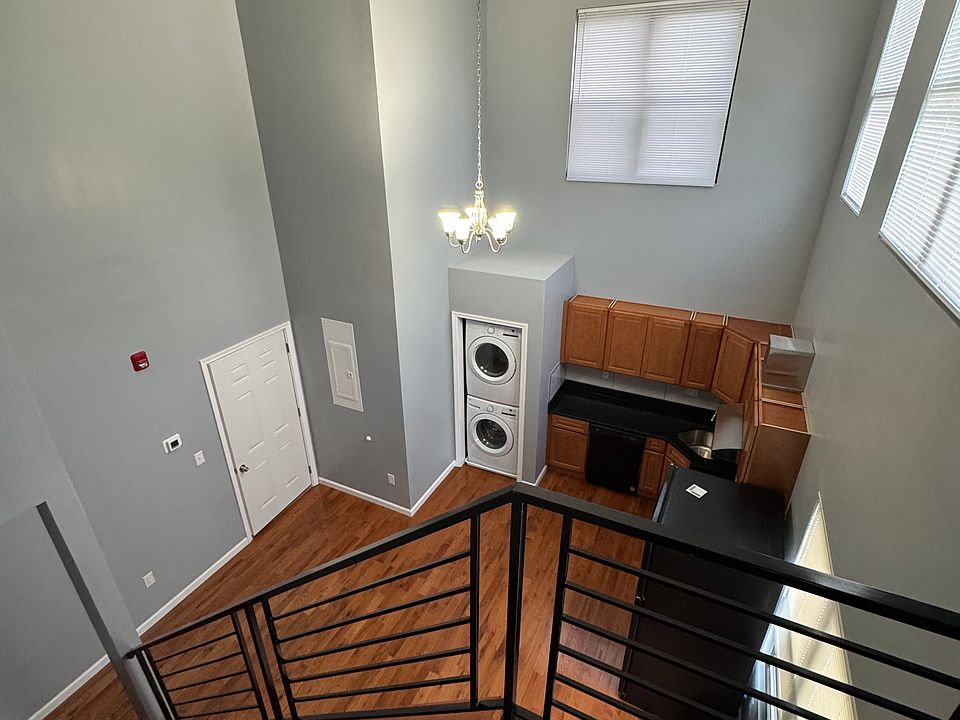 1st image of 1018 Callowhill St #6