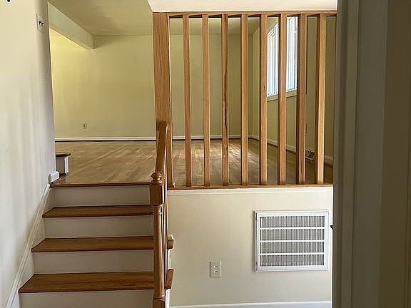 lower level entry foyer