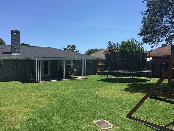 4th image of 3160 Greenwillow Dr