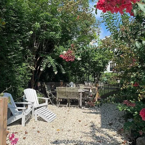 505 Washington Ln — Photo 4