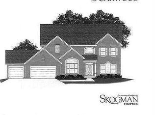 2722 Pendleton Dr, Cedar Falls, IA 50613