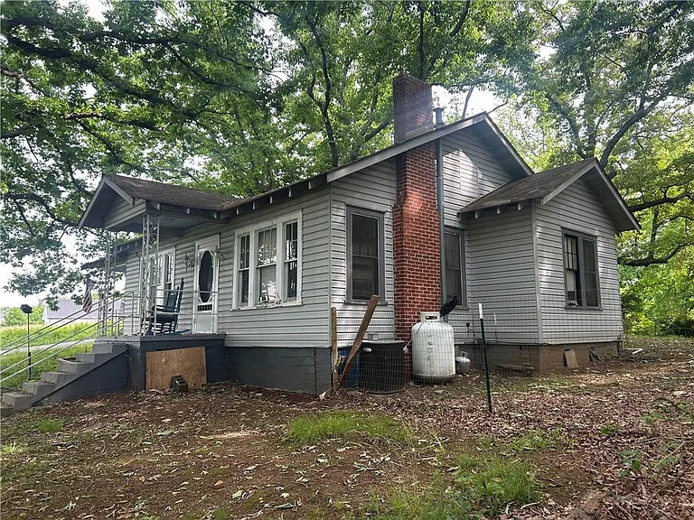 52 Northside Dr — Photo 28