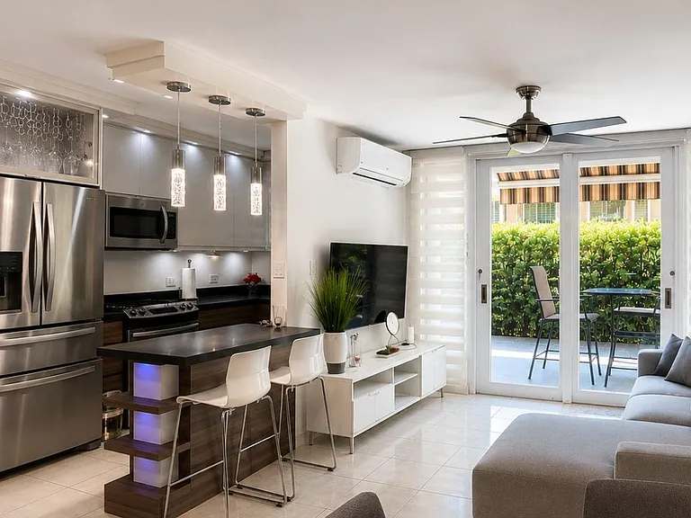 102 Valles De Torrimar #A — Photo 1