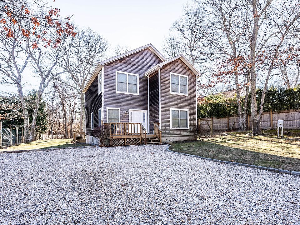 1st image of 121 Cedar Dr