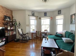 248 Brookline St #2, Cambridge, MA 02139