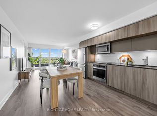 585 Bloor St E #2423, Toronto, ON M4W 0B3