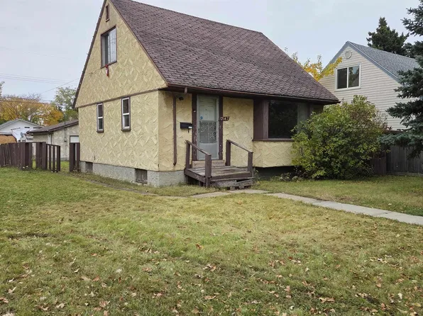12147 126th St NW, Edmonton, AB T5L 0W6