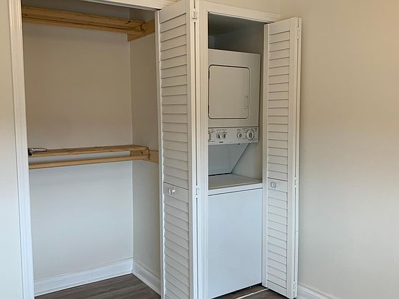 3rd image of 4230 52nd St Unit 12