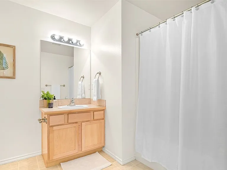 4160 Deemer Rd #202 — Photo 9